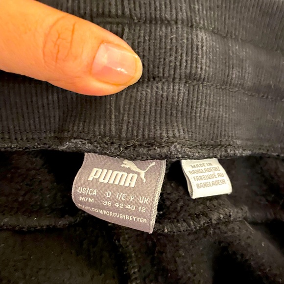 Puma joggers - Picture 2 of 2